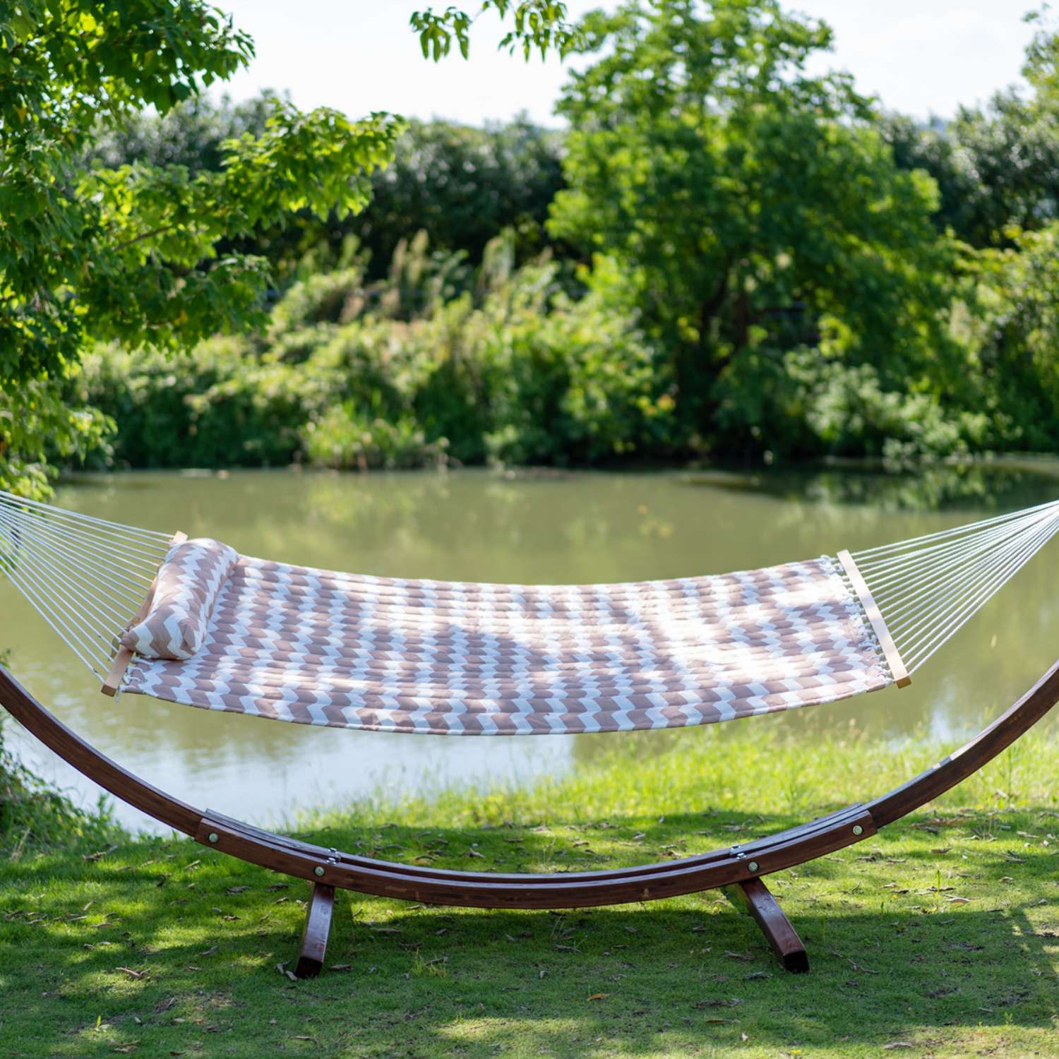 Large Double Quilted Hammock with Detachable Pillow