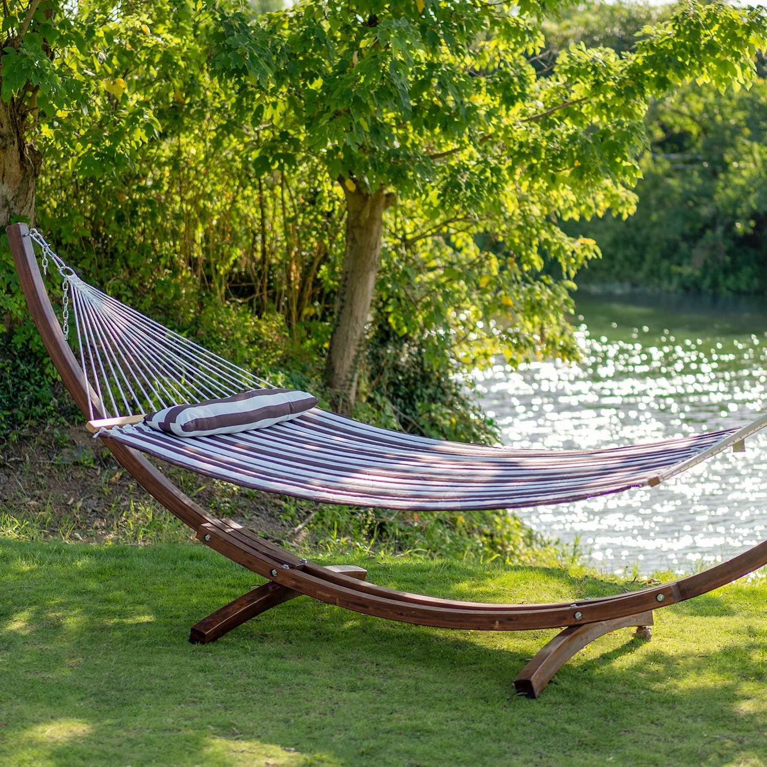 Large Double Quilted Hammock with Detachable Pillow