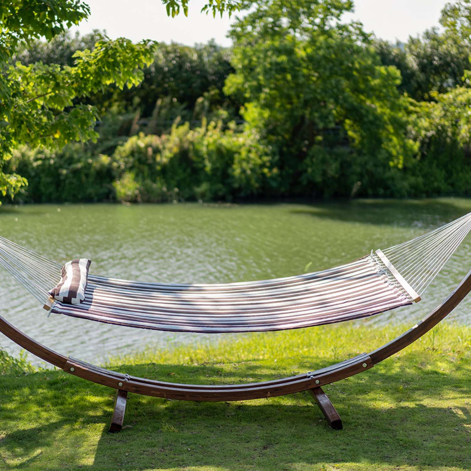 Large Double Quilted Hammock with Detachable Pillow