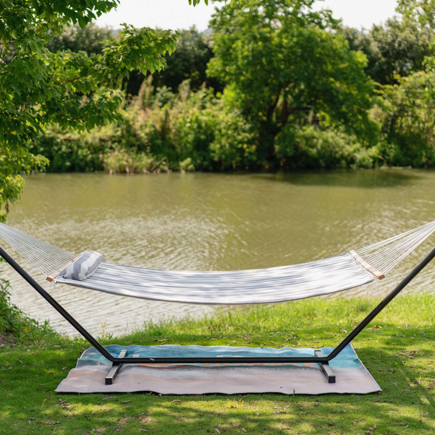 Large Double Quilted Hammock with Detachable Pillow